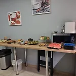 Bialy Zakatek * Trzebnica