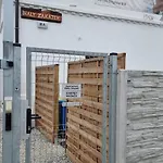 Bialy Zakatek * Trzebnica