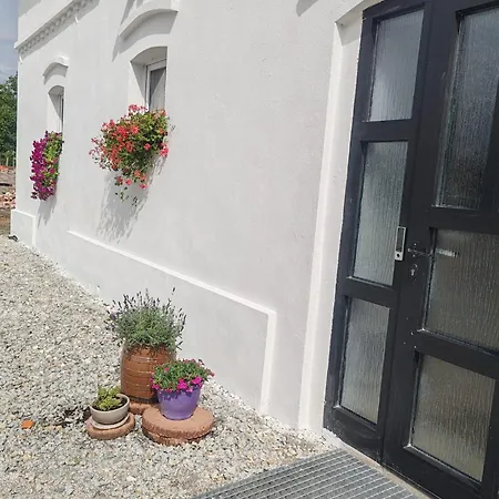 Biały Zakątek Apartament *