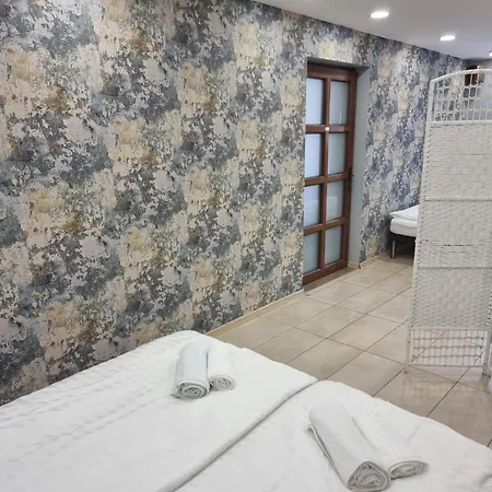 Bialy Zakatek Apartment Trzebnica