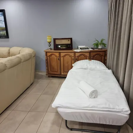 Bialy Zakatek Apartment Trzebnica